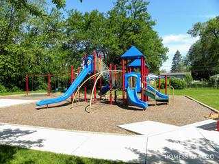 Highlands Park in Batavia, IL