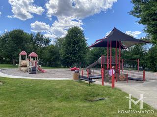 Schoolhouse Manor Park in New Lenox, IL