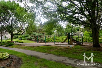 Photos of Maryknoll Park in Glen Ellyn, IL