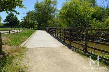 Gowe Memorial Park in Gurnee, IL