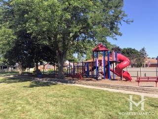 Oakton Manor Park in Niles, IL