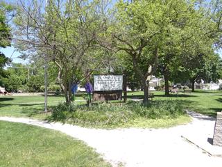 Photos of Independence Park in Evanston, IL