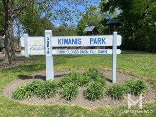 Photos of Kiwanis Park in Warrenville, IL