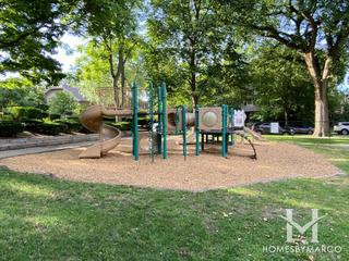 Ridgeville Park in Evanston, IL
