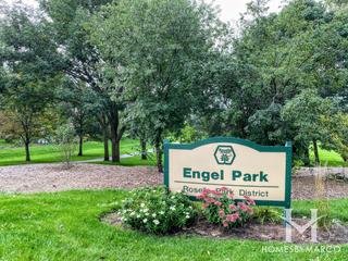 Photos of Engel Park in Roselle, IL