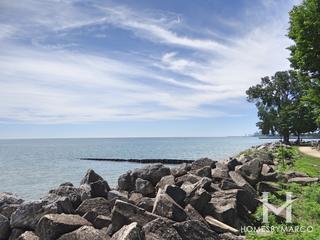 Photos of Burnham Shores Park in Evanston, IL