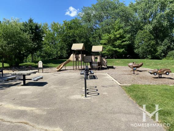 Eagle Heights Park in Elgin, IL