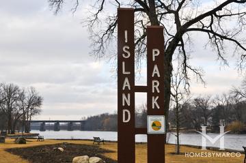 Photos of Island Park in Geneva, IL