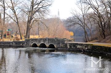 Island Park in Geneva, IL