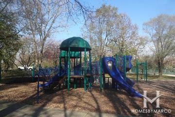 Photos of Hawthorne Glen Park in Glenview, IL