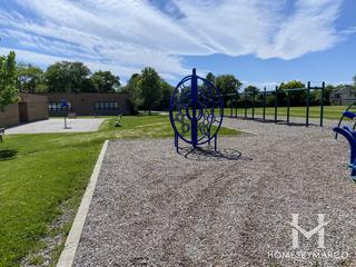 Glen Grove School Park in Glenview, IL