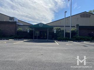 Glenview Tennis Center in Glenview, IL