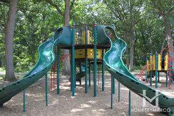 Hunt Club Park in Gurnee, IL