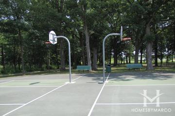 Hunt Club Park in Gurnee, IL