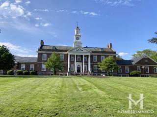 Photos of Memorial Building Grounds Park in Hinsdale, IL