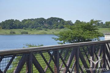 Independence Grove Forest Preserve in Libertyville, IL