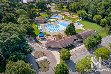 Adler Memorial Park in Libertyville, IL