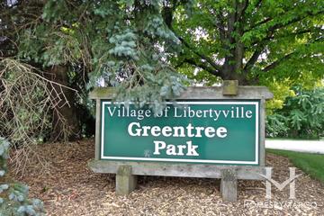 Photos of Greentree Park in Libertyville, IL