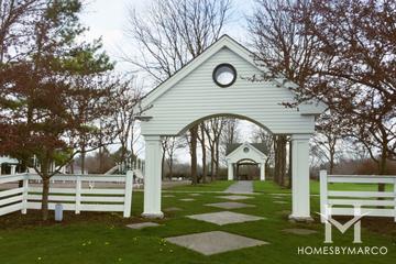 Photos of Whytegate Park in Lincolnshire, IL