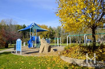Lakewood Park in Lindenhurst, IL