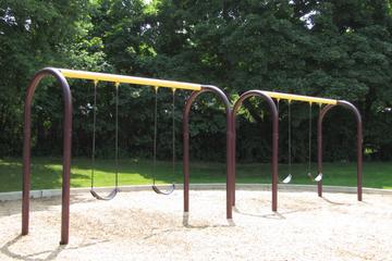 Lewis Park in Lindenhurst, IL