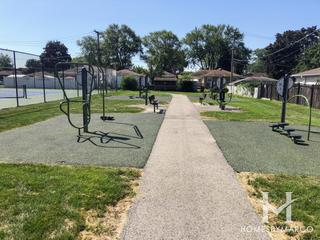 Oak Park in Niles, IL