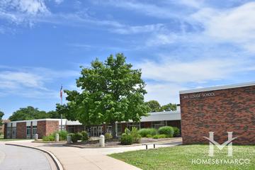 Lake Louise Elementary School in Palatine, IL