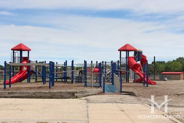 Virginia Lake Elementary School in Palatine, IL