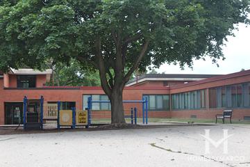Westgate Elementary School in Arlington Heights, IL