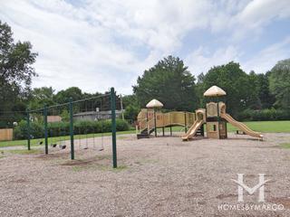 Indian Grove Elementary School in Mount Prospect, IL