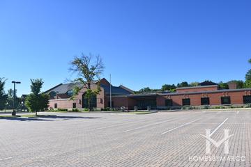 Greenbriar Elementary School in Northbrook, IL