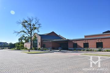 Greenbriar Elementary School in Northbrook, IL