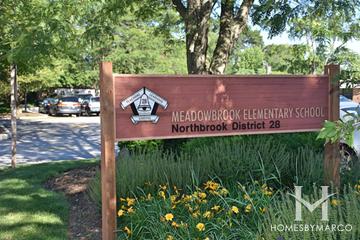 Meadowbrook Elementary School in Northbrook, IL
