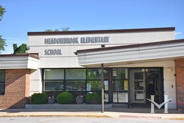 Photos of Meadowbrook Elementary School in Northbrook, IL