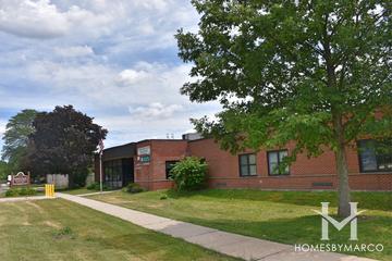Henking Elementary School in Glenview, IL