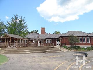 Hubbard Woods Elementary School in Winnetka, IL