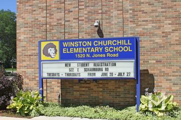 Photos of Winston Churchill Elementary School in Schaumburg, IL