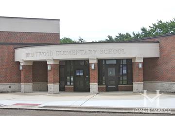 Photos of Brentwood Elementary School in Des Plaines, IL