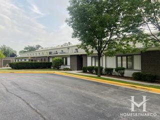 Photos of Clearmont Elementary School in Elk Grove Village, IL
