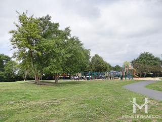 Robert Frost Elementary School in Mount Prospect, IL