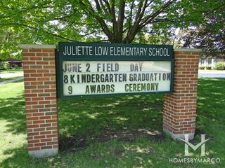 Juliette Low Elementary School in Arlington Heights, IL