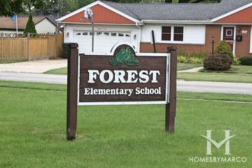 Forest Elementary School in Des Plaines, IL