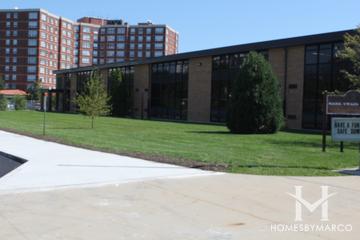 Mark Twain Elementary School in Niles, IL