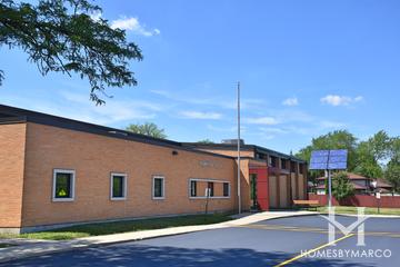Washington Elementary School in Glenview, IL