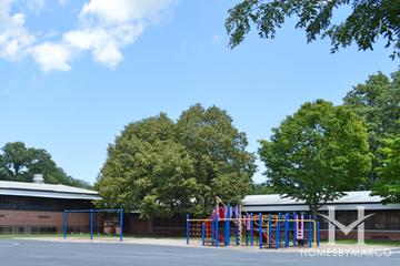 Devonshire Elementary School in Skokie, IL