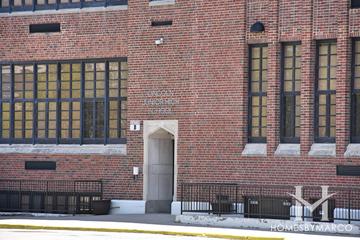 Lincoln Junior High School in Skokie, IL