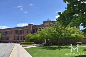 Lincoln Junior High School in Skokie, IL