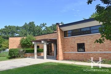Park View Elementary School in Morton Grove, IL