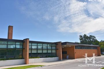 Park View Elementary School in Morton Grove, IL