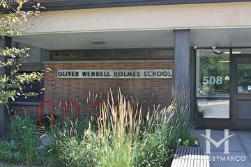 Photos of Oliver W Holmes Elementary School in Oak Park, IL
